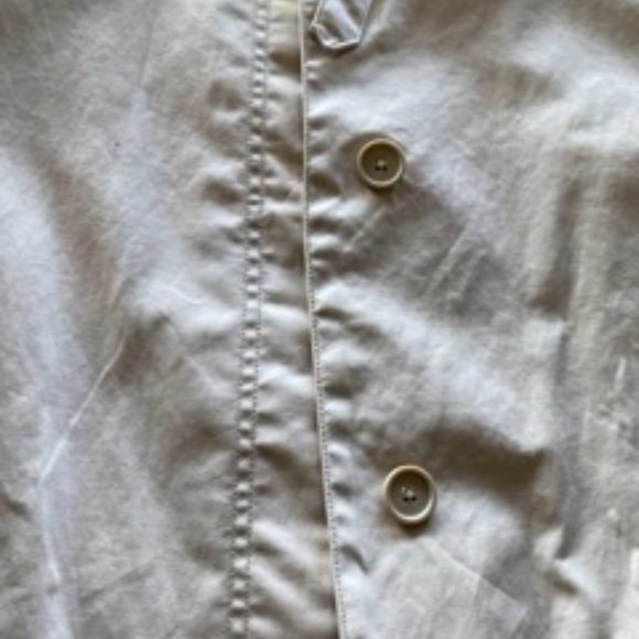 GAP Khaki Trench Coat in Size Medium - Picture 3 of 9